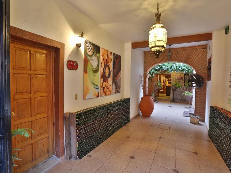 Hotel Casa De Vino image