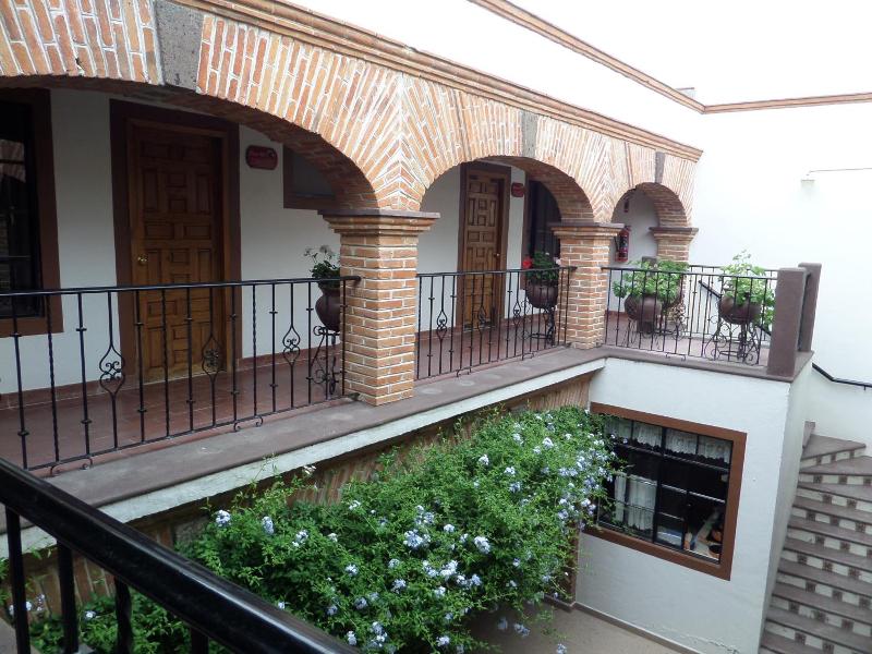 Hotel Casa De Vino image