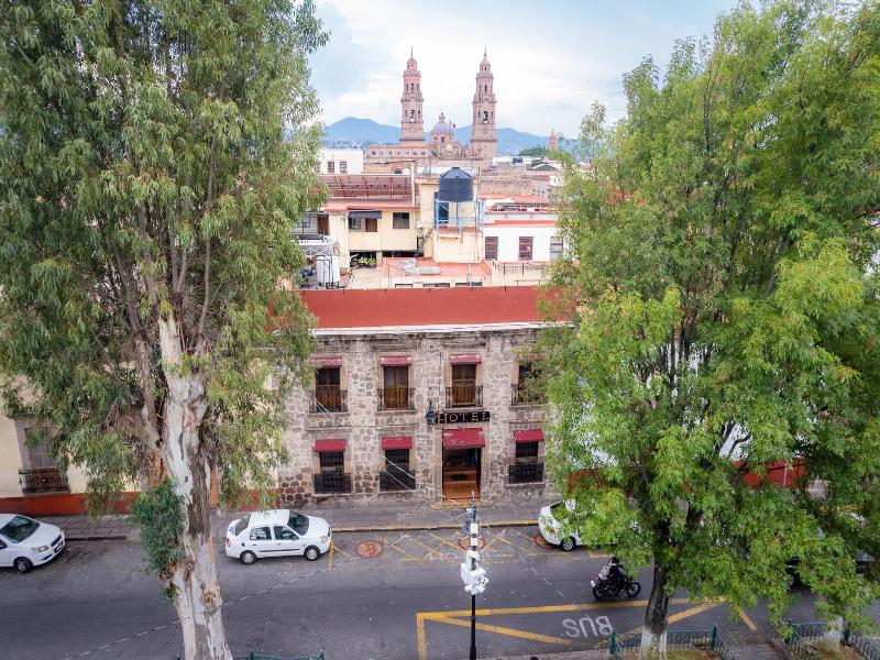 Hotel El Carmen