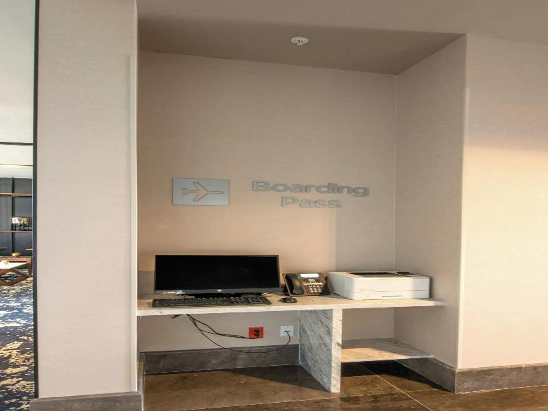 Courtyard by Marriott San Luis Potosi, Los Lagos