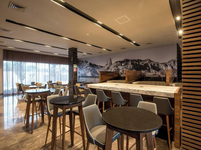 Courtyard by Marriott San Luis Potosi, Los Lagos