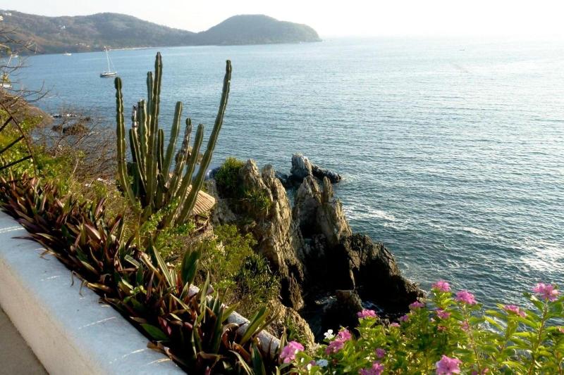 Villa De La Roca image