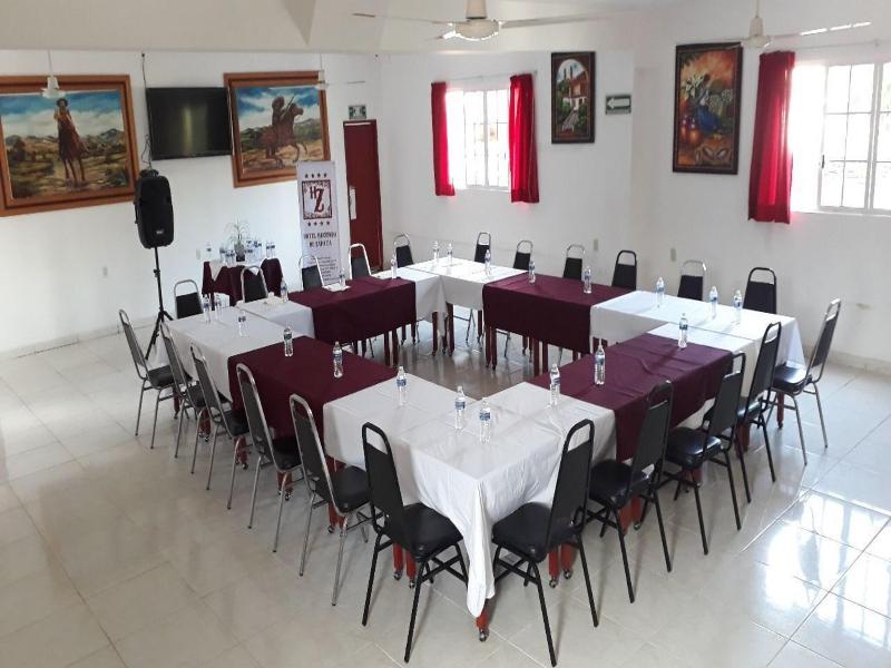 Hotel Hacienda De Zapata image