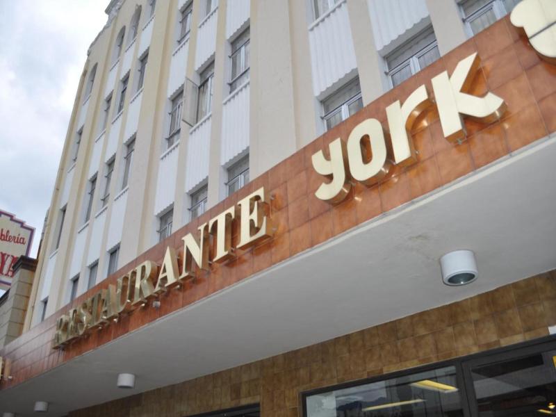 Hotel 5A Avenida image
