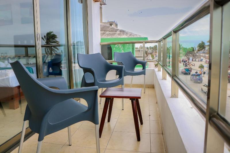 Hotel Playa Linda image