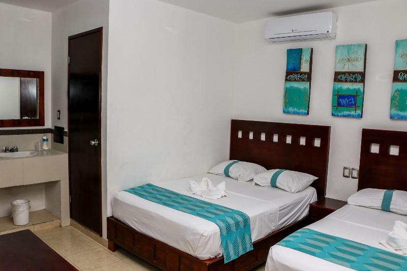 Hotel Playa Linda image