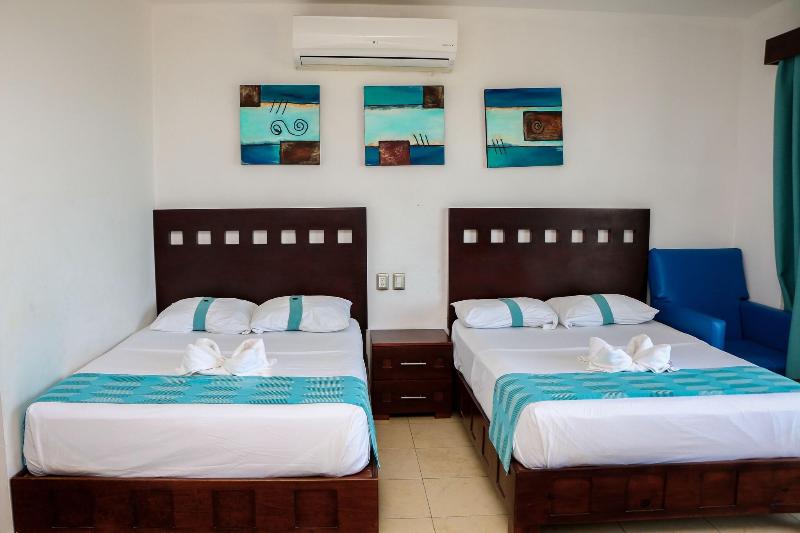 Hotel Playa Linda image