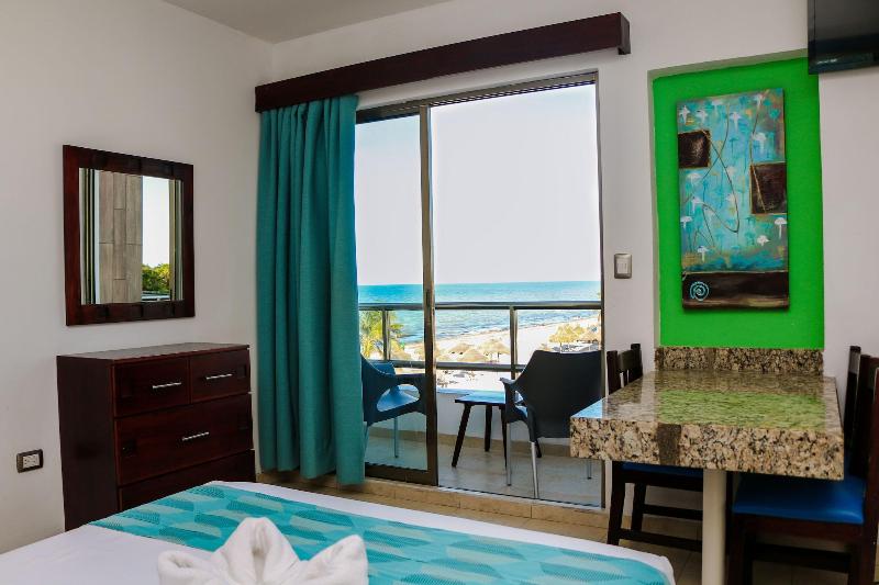 Hotel Playa Linda image