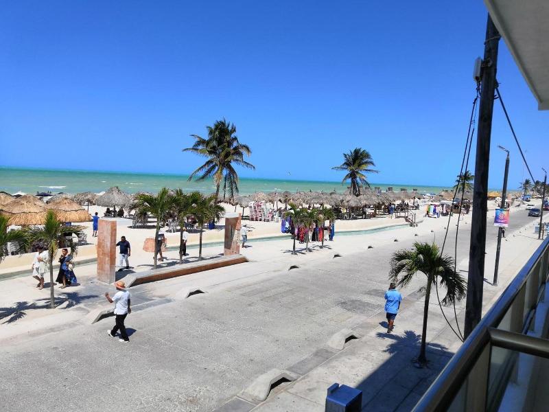 Hotel Playa Linda image