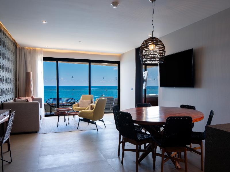 The Fives Oceanfront image