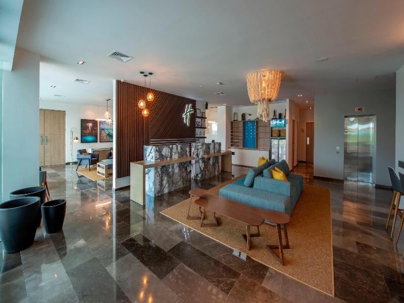Holiday Inn & Suites Merida La Isla image
