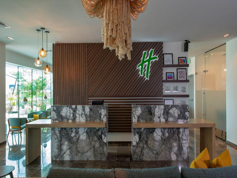 Holiday Inn & Suites Merida La Isla image