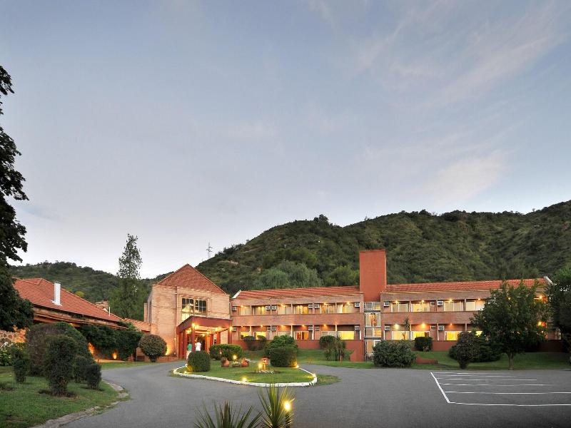 Hotel Pinares Del Cerro