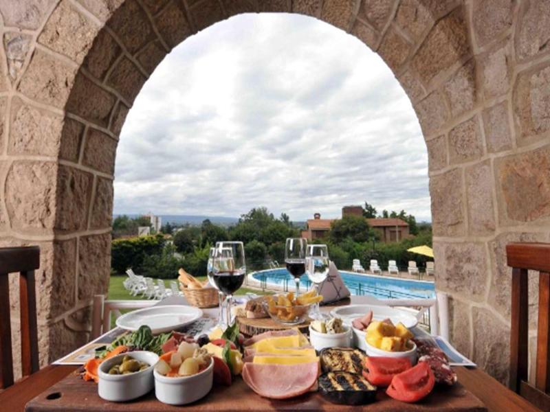 Hotel Pinares Del Cerro