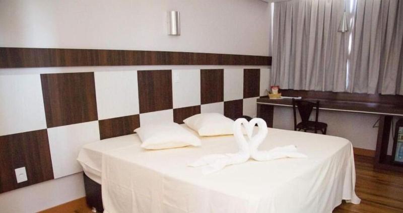 Hotel Maestro Express image