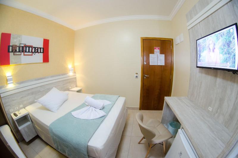 Villarejo Parque Hotel image