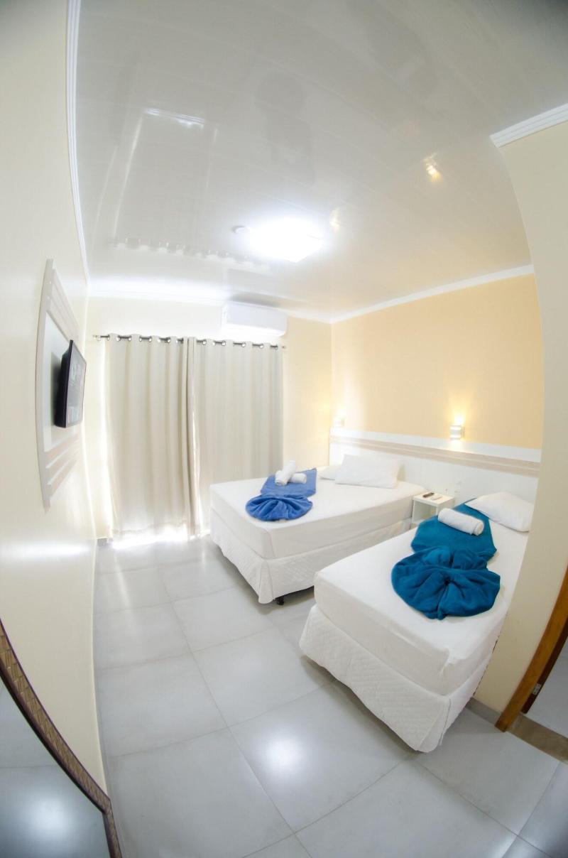 Villarejo Parque Hotel image