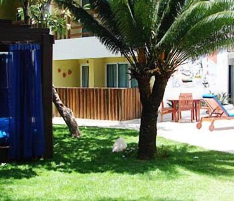 Farol de Itapuã Praia Hotel image