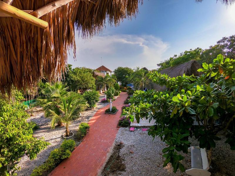 Hotel Isla Real image