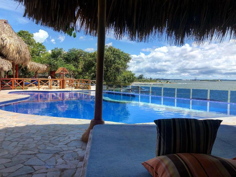 Hotel Isla Real image