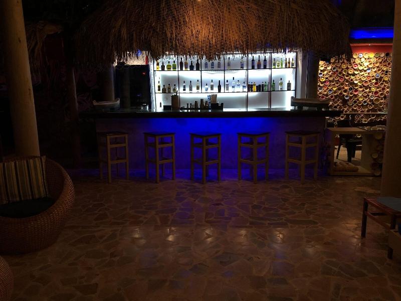 Hotel Isla Real image