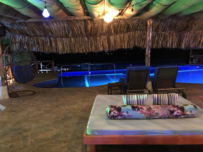 Hotel Isla Real image