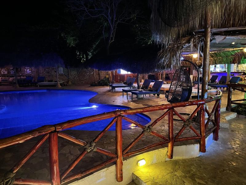 Hotel Isla Real image