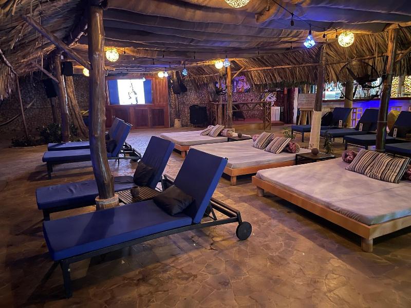 Hotel Isla Real image
