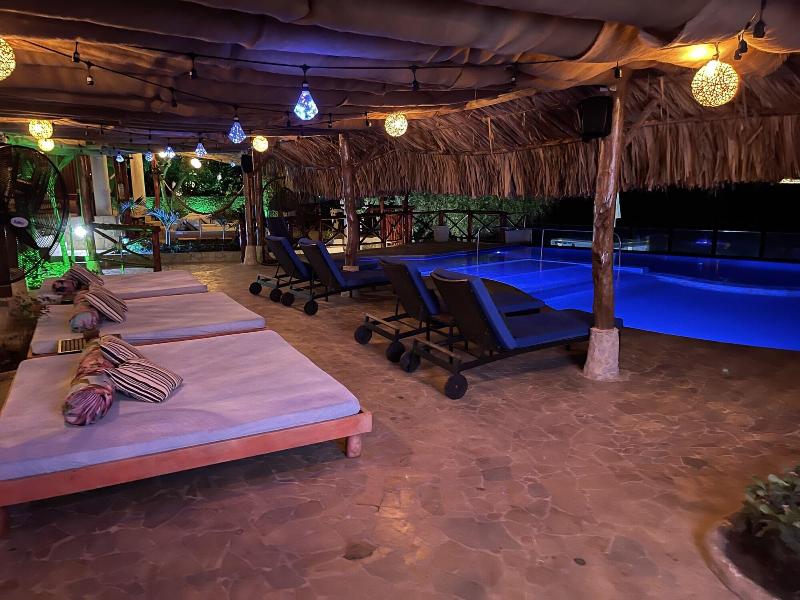 Hotel Isla Real image