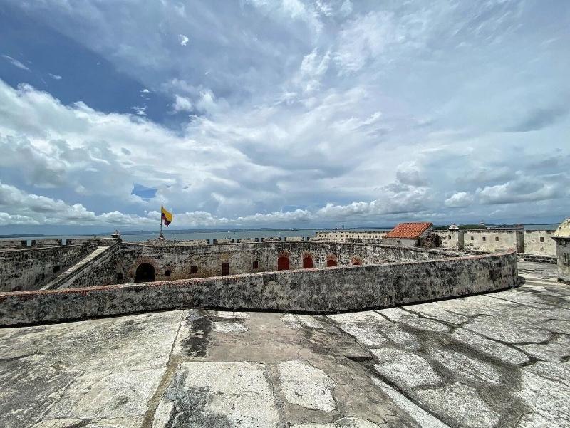 Hotel Isla Real image