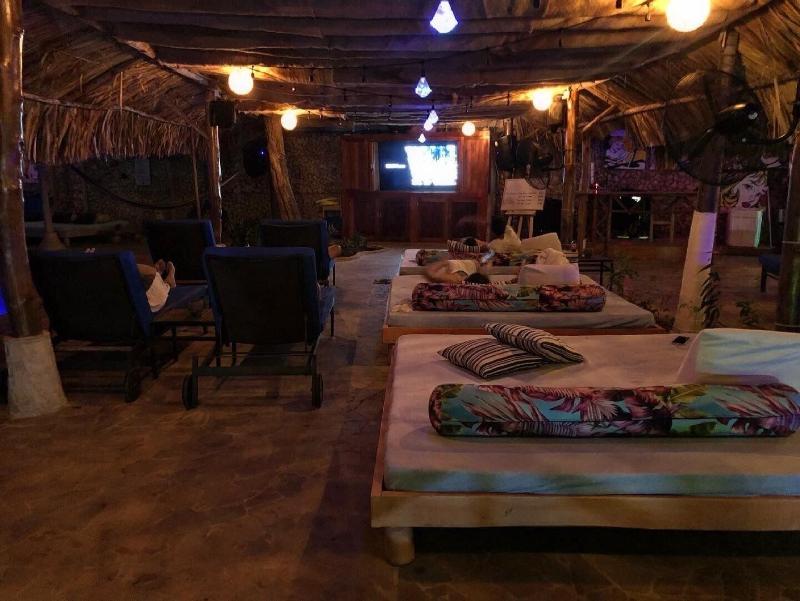 Hotel Isla Real image