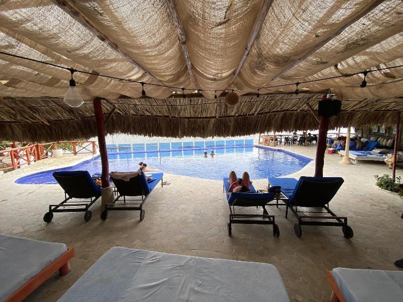 Hotel Isla Real image