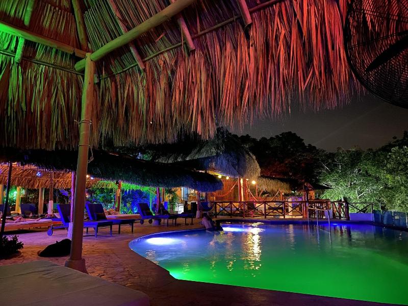 Hotel Isla Real image