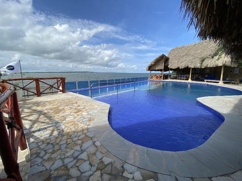 Hotel Isla Real image