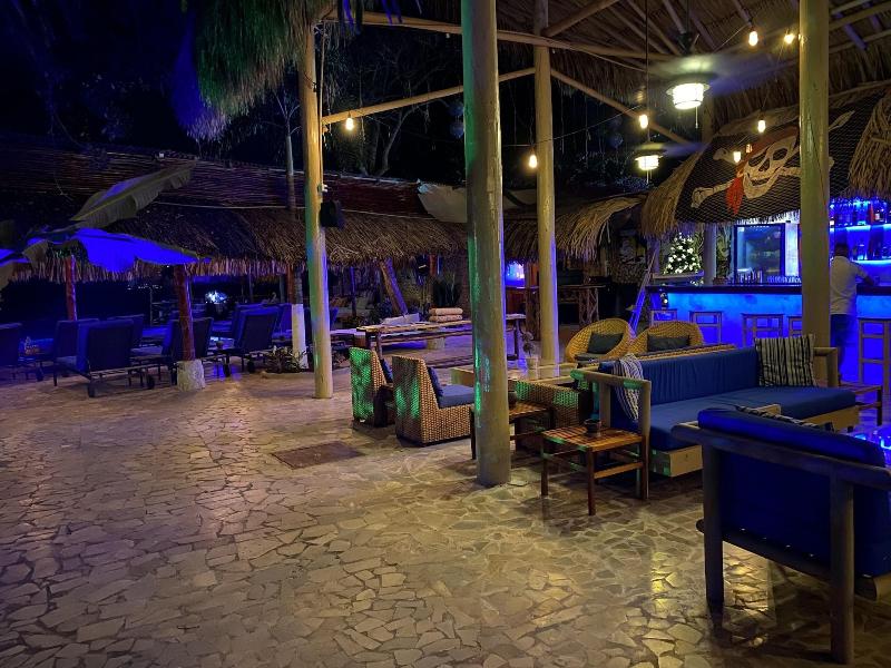 Hotel Isla Real image