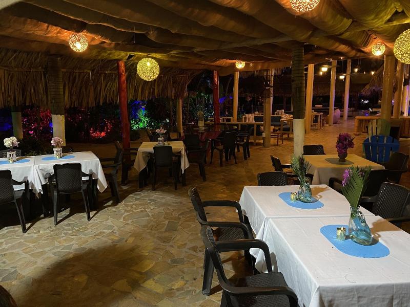 Hotel Isla Real image