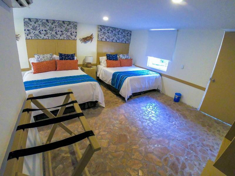 Hotel Isla Real image