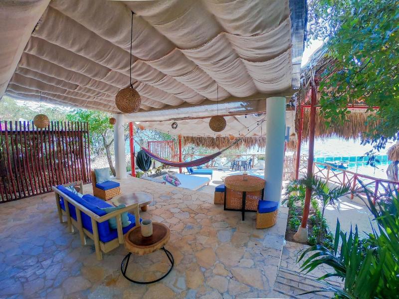 Hotel Isla Real image