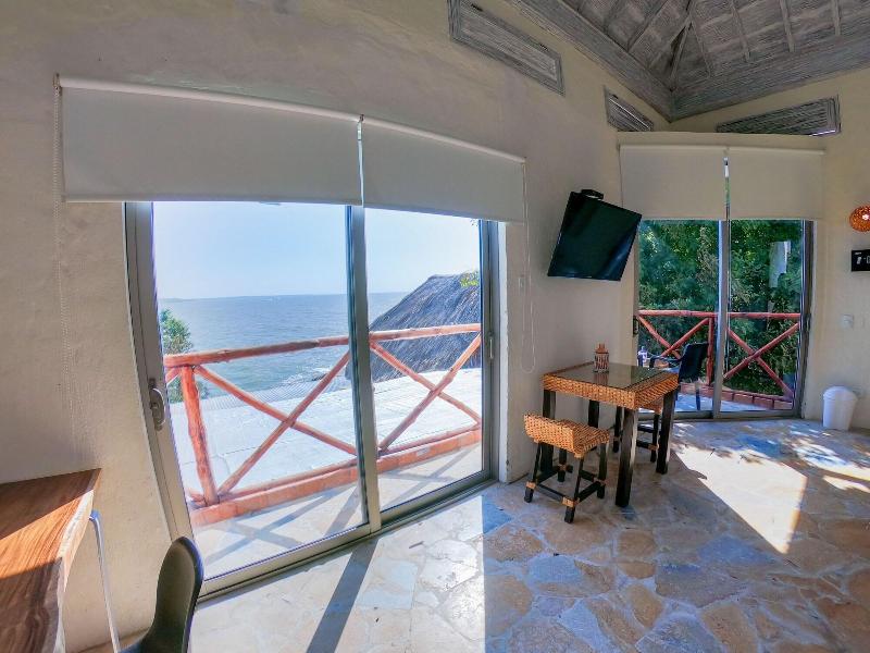 Hotel Isla Real image