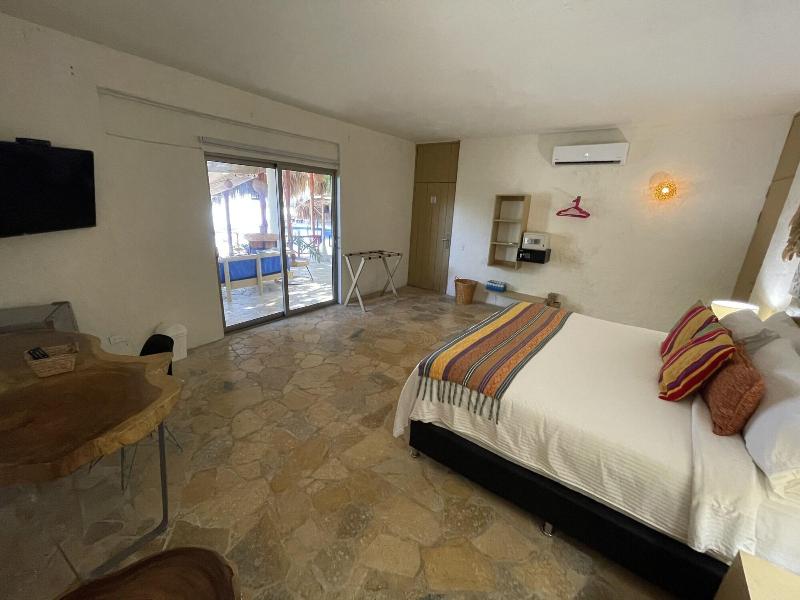 Hotel Isla Real image