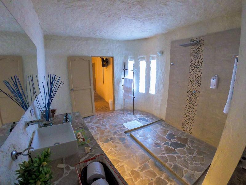 Hotel Isla Real image
