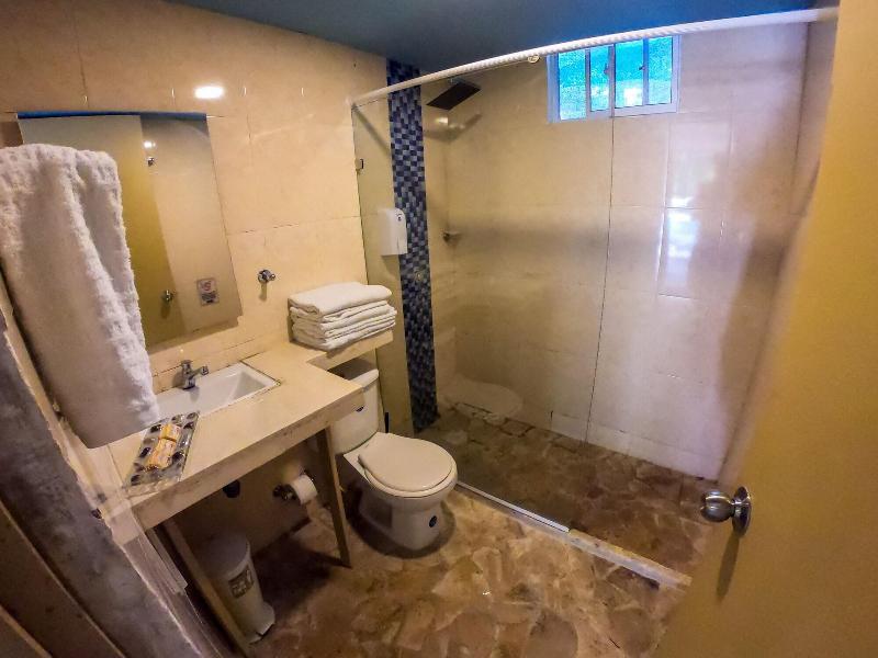 Hotel Isla Real image