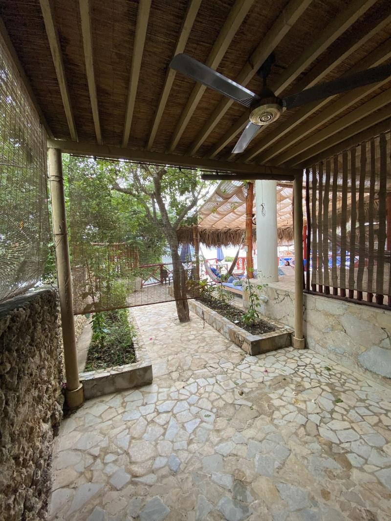Hotel Isla Real image