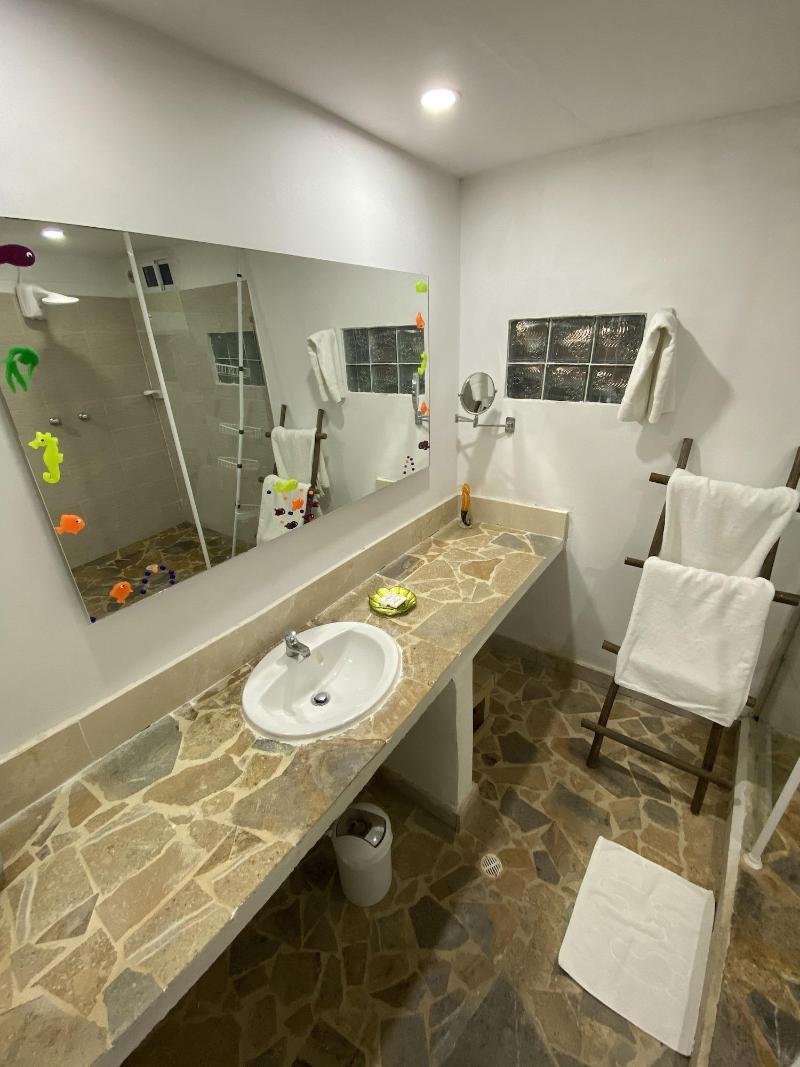 Hotel Isla Real image