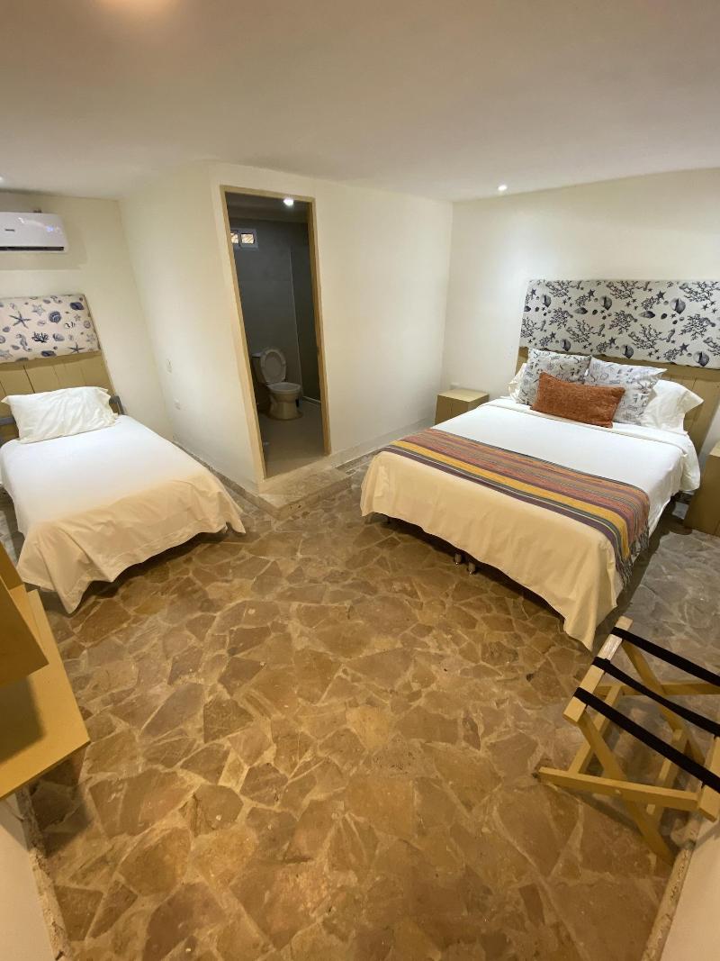 Hotel Isla Real image