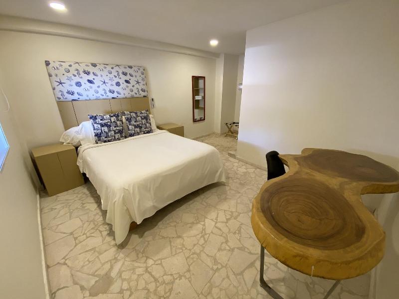 Hotel Isla Real image
