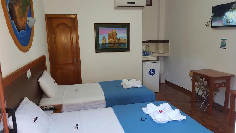 Hotel Coloma Galapagos image