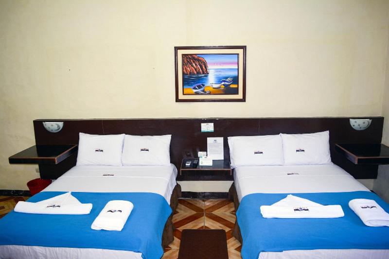 Hotel Coloma Galapagos image