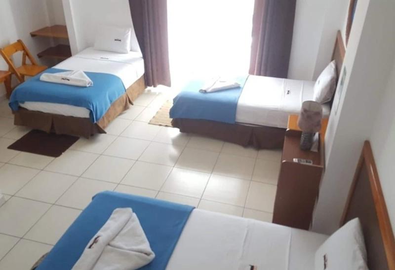 Hotel Coloma Galapagos image