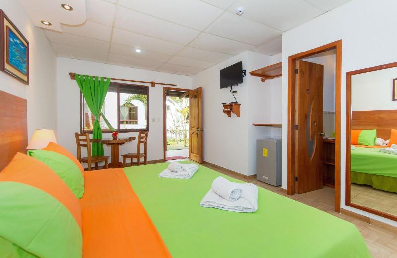 Twin Hotel Galapagos image